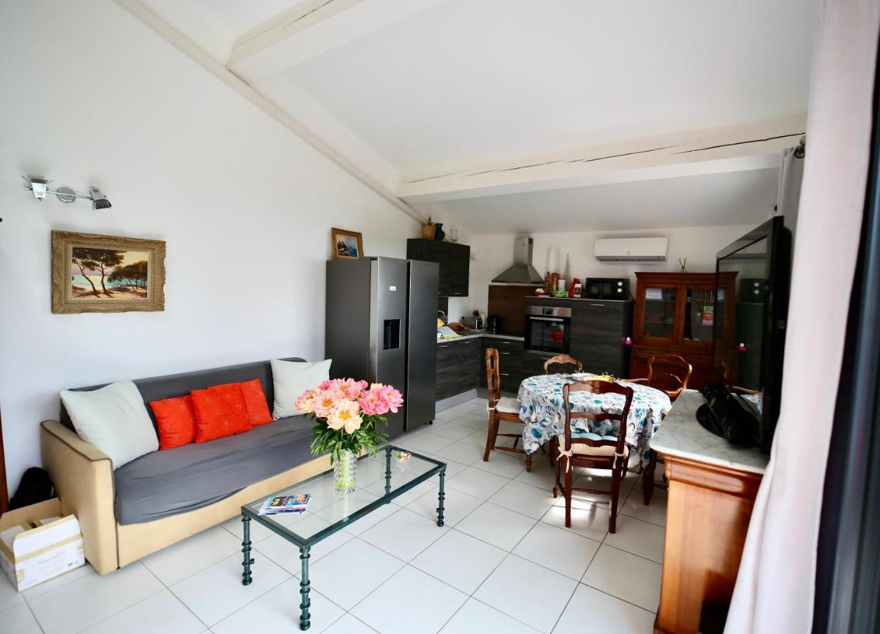 Duplex Vue Mer Plage De Saint-Clair Le Lavandou Exterior photo